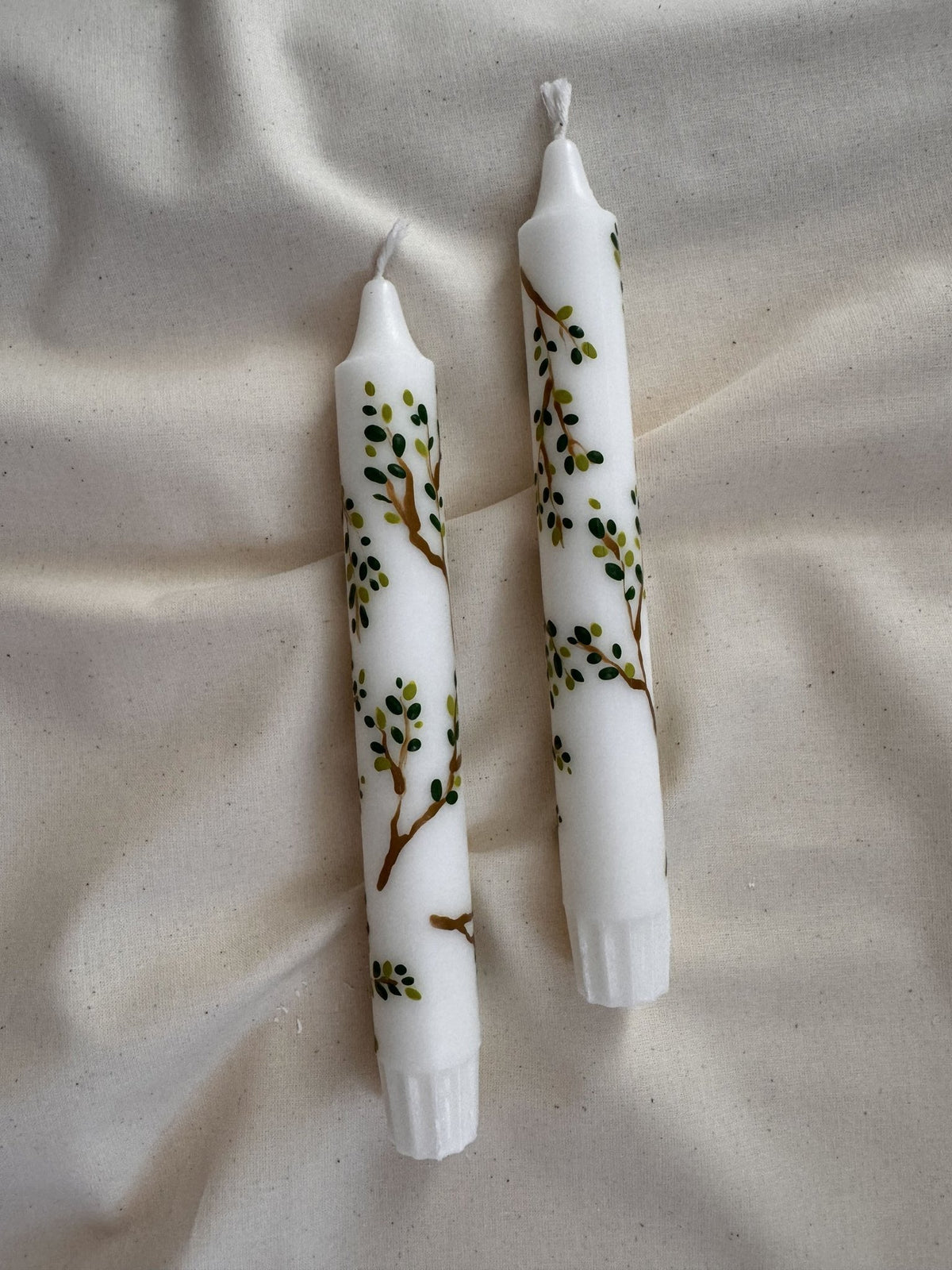 Ramitas Verdes Hand-Painted Tapers — Berenice Macal Home